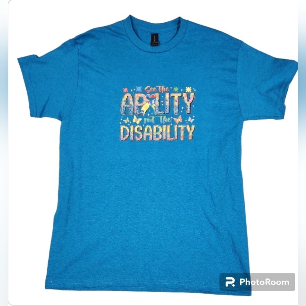 New Austium Tee Size Medium